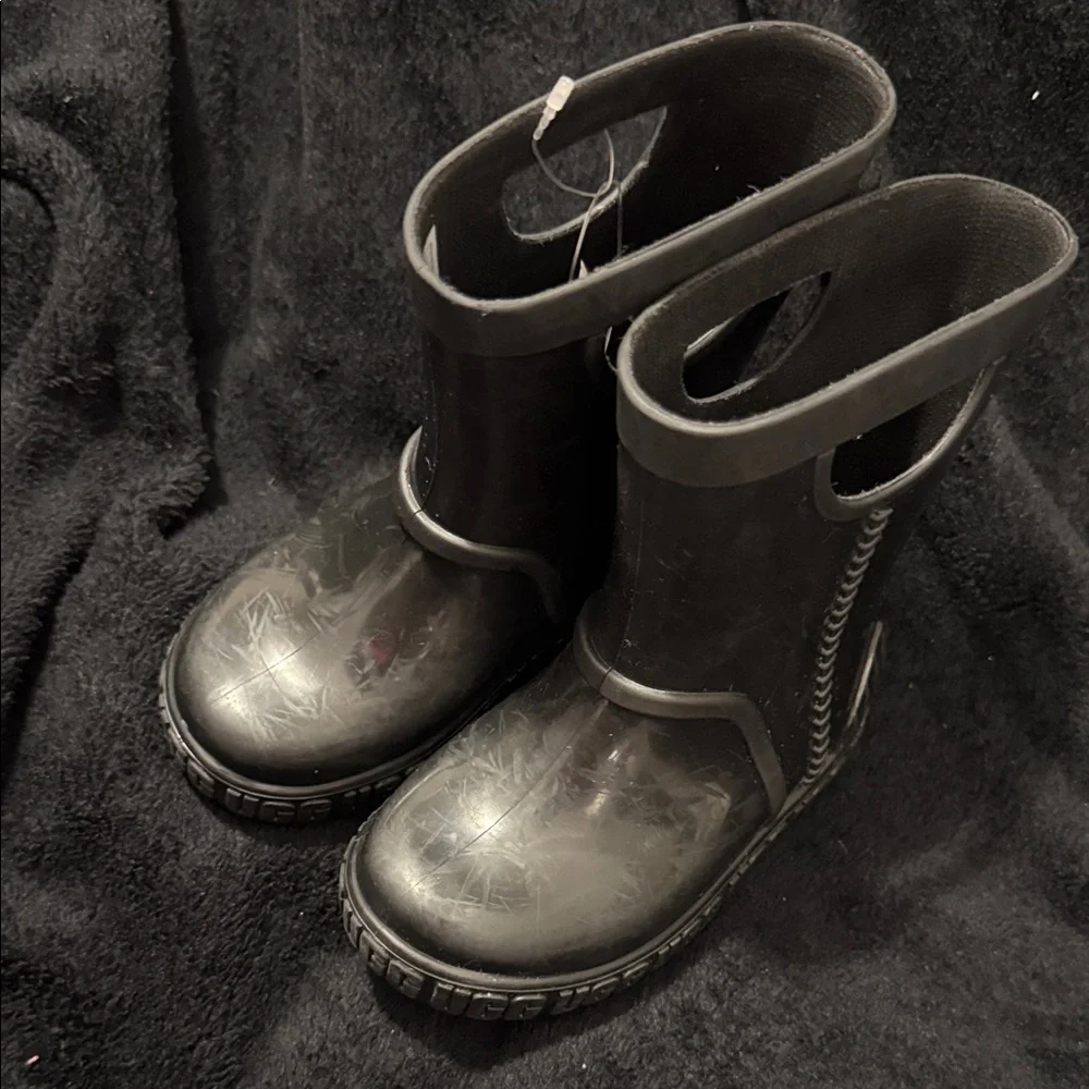 UGG Kids Black Rain Boots unisex-child K DrizlitaRain Boot